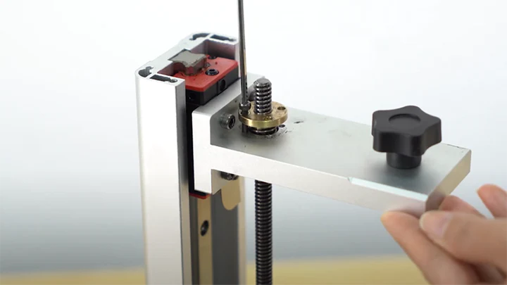 Guida alla risoluzione dei problemi: Come sostituire il motore a vite per Anycubic Photon Mono